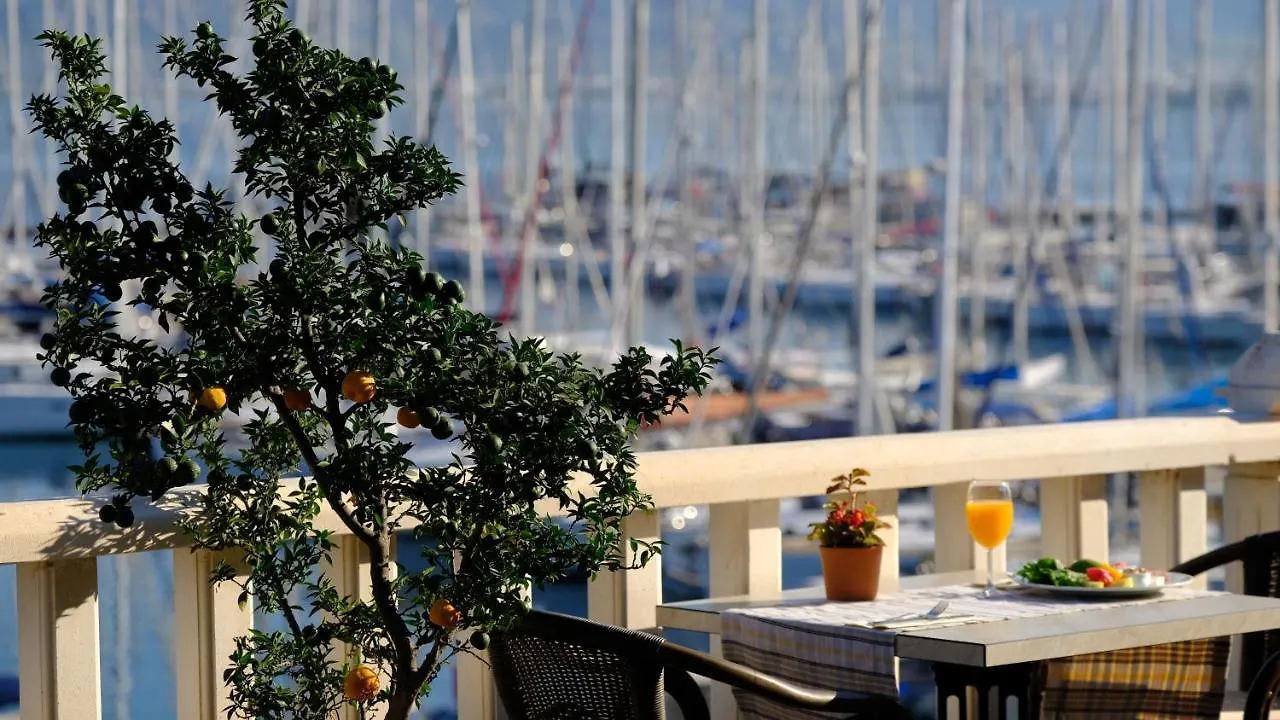 Ξενοδοχείο Ece Saray Marina Resort (Adults Only) Φετιγιέ